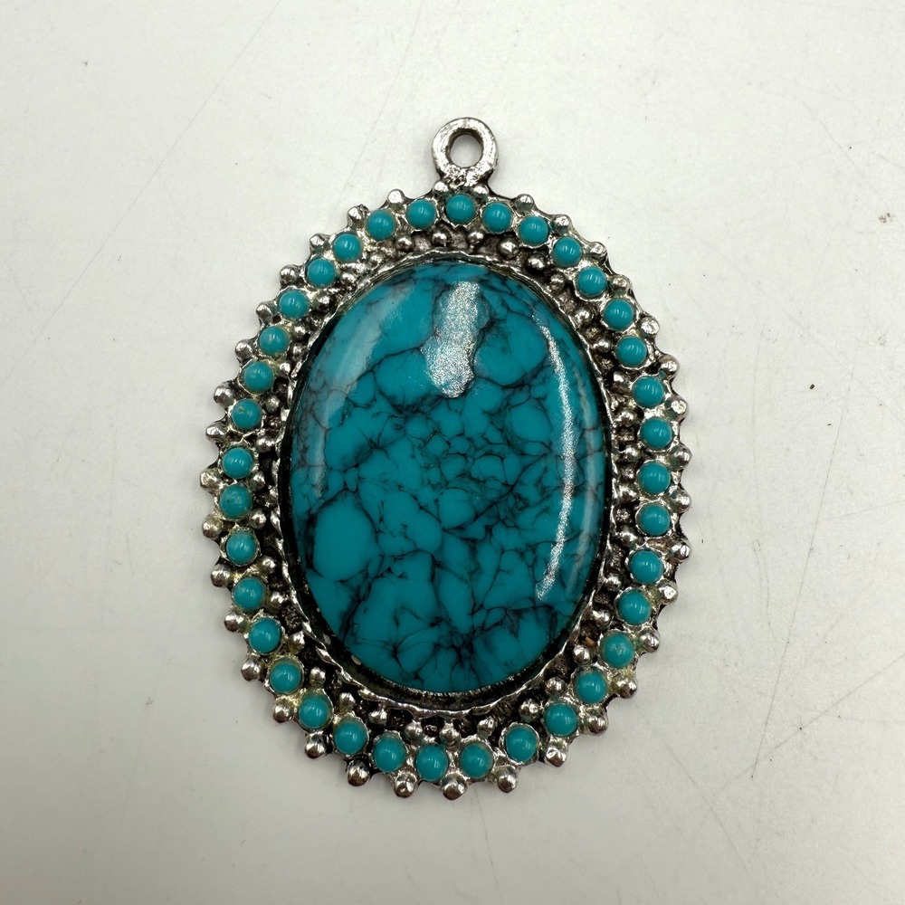 Vintage Style Faux Turquoise Oval Pendant Silver Tone Southwestern Statement